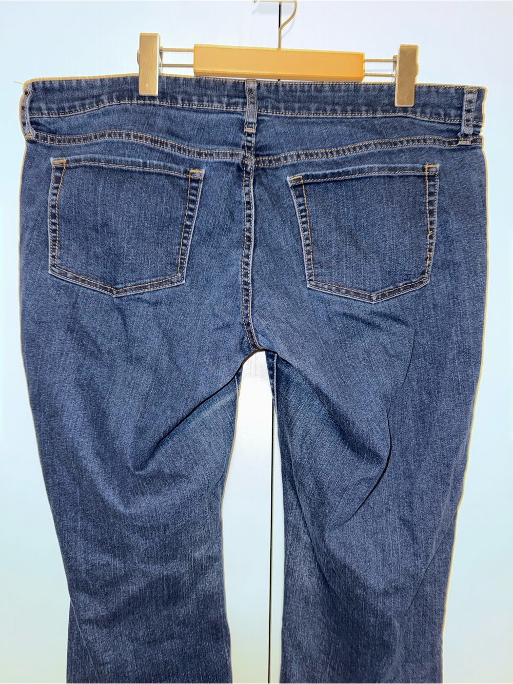 Gap Low Rise Long & Lean Jeans - Picture 7 of 15